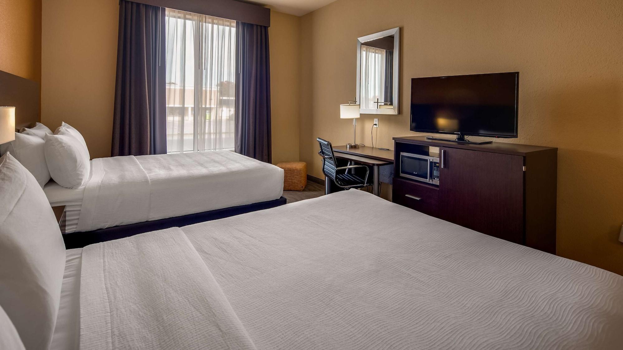 Best Western St. Louis Airport North Hotel & Suites Hazelwood Exterior photo